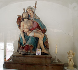 Wegkapelle St. Anna in Berg - Pietà