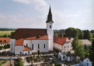 Wallfahrtskirche Mariä Himmelfahrt in Aufkirchen